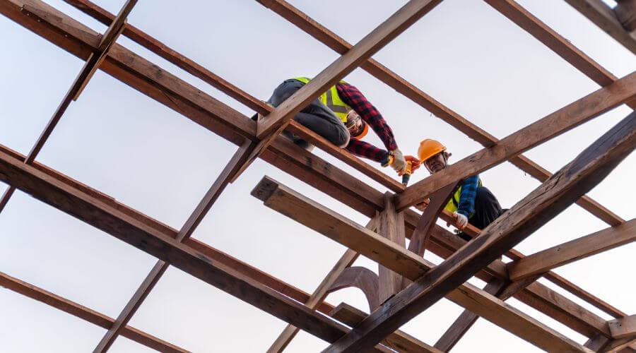 Expert Emergency Roof Repairs services in Bailey, TX
